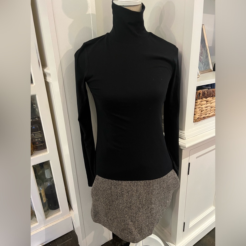 COPY - Theory Lavindina turtleneck with tweed dress Used Size Small w pockets h…